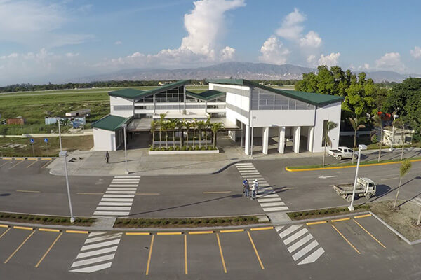 Terminal Guy Malarie - Aeropuerto Toussaint Louverture ...